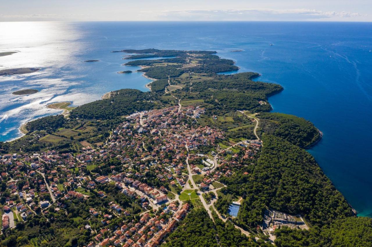 Studio Apartman Premantura Buitenkant foto